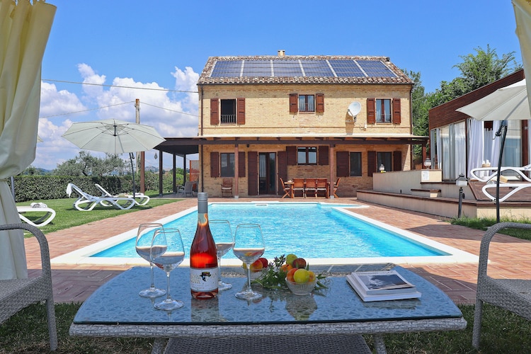Villa Marche
