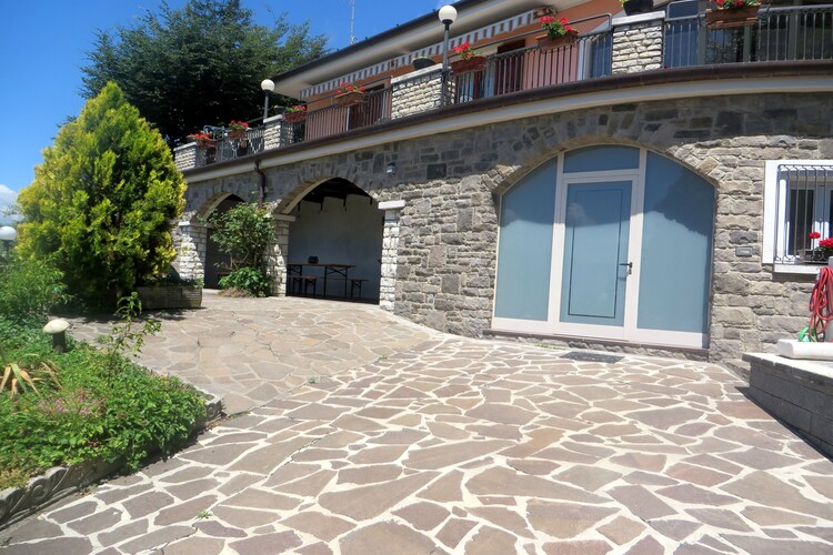 Villa Lakes of Italy