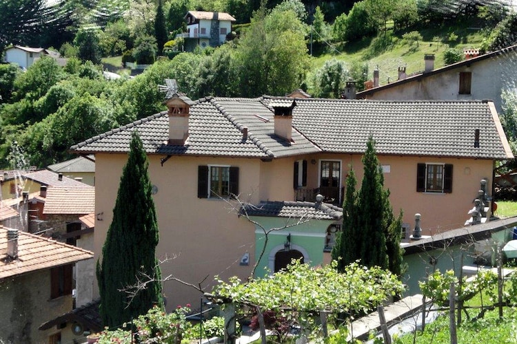 Apartment Lakes of Italy