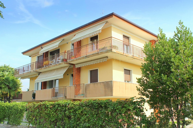 Holiday home Lakes of Italy