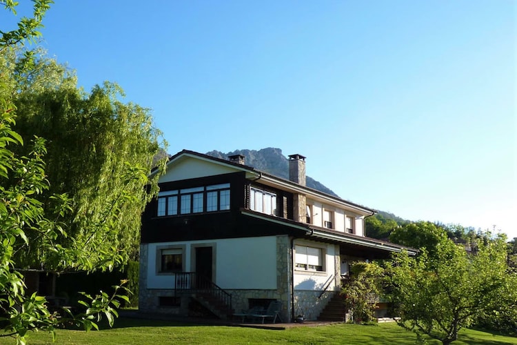Villa Green Spain