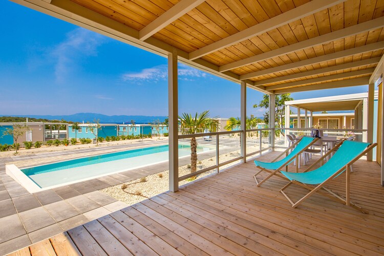 Chalet Islands
