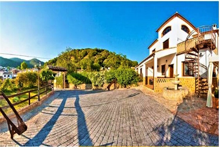 Villa Andalusia Inland