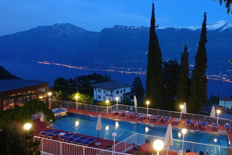 Apartment Lakes of Italy