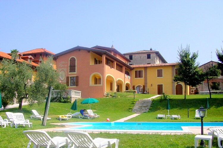 Apartment Lakes of Italy