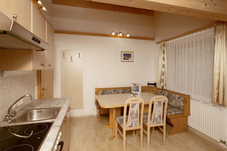 Arera - Kitchen