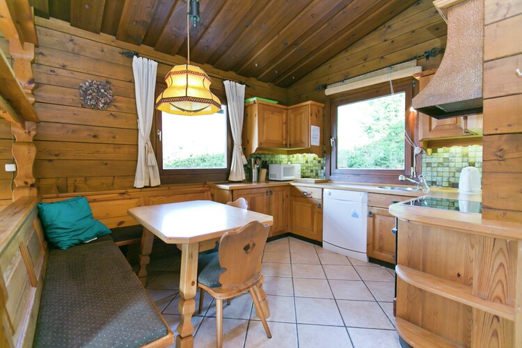 Jolles - Dining Room