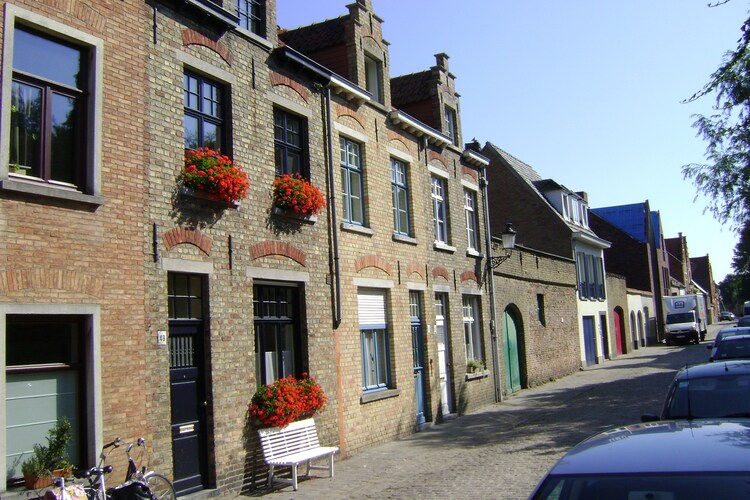 Außenseite Ferienhaus (Sommer)