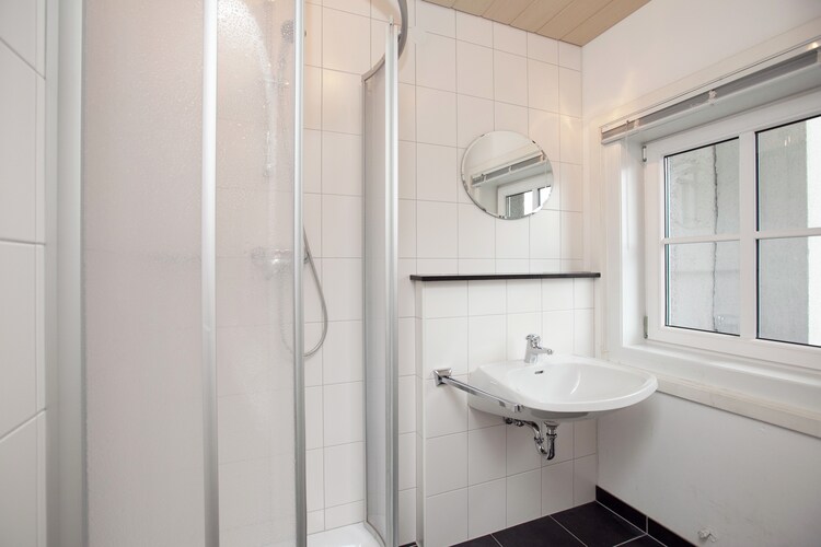 Margarethenstein I - Bathroom