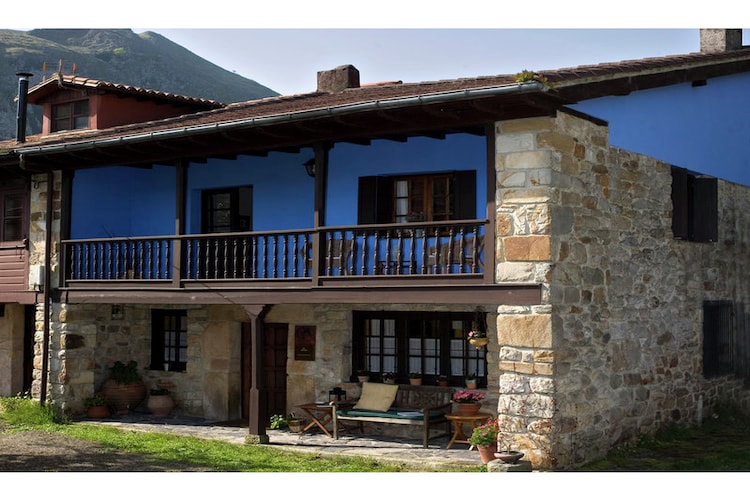 Cottage Green Spain