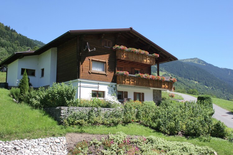 Kesselbacher - Exterior - Summer