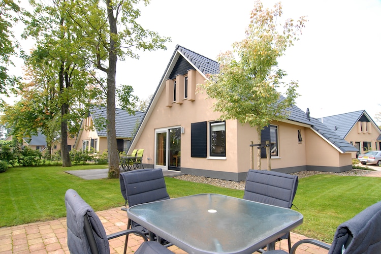 Holiday home Friesland
