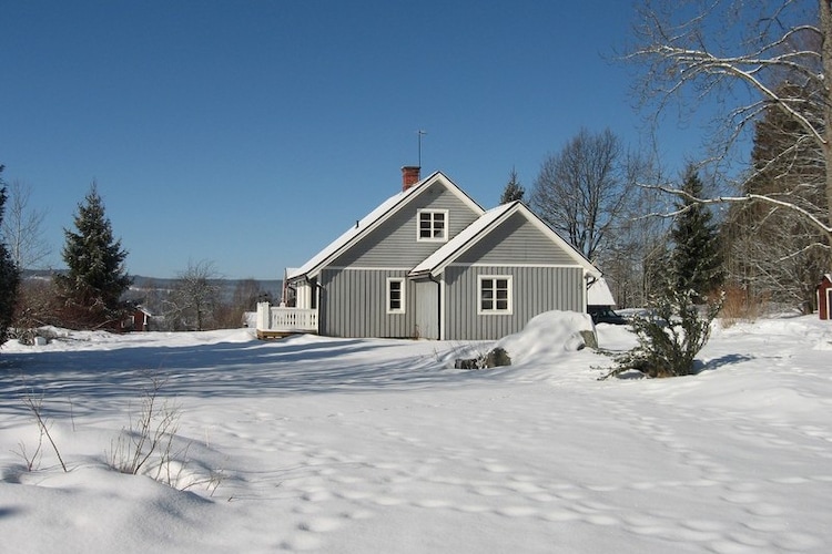 Holiday Home Exterior (winter)