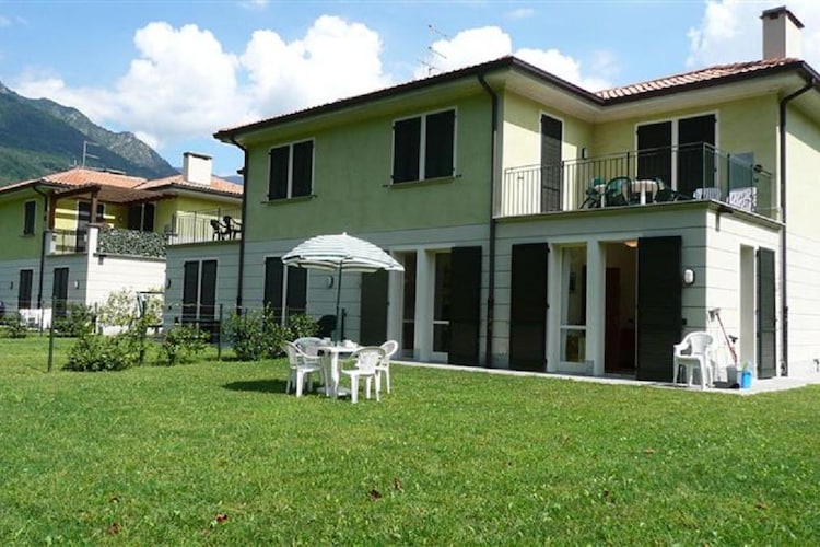 Apartment Lakes of Italy