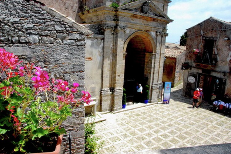 Mansion Sicily