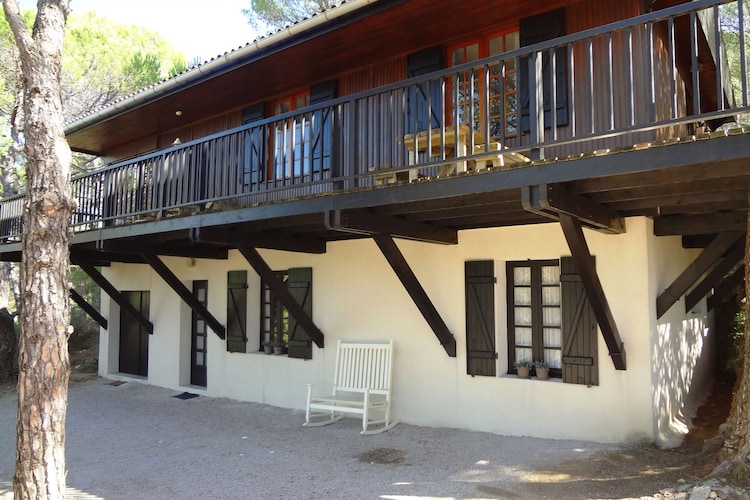 Chalet Drome