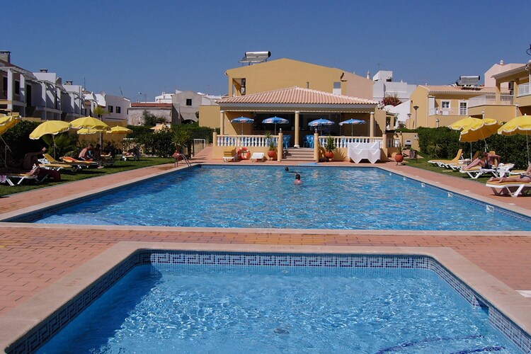 Schwimmbad des Ferienhauses