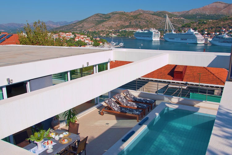 Villa Dalmatia