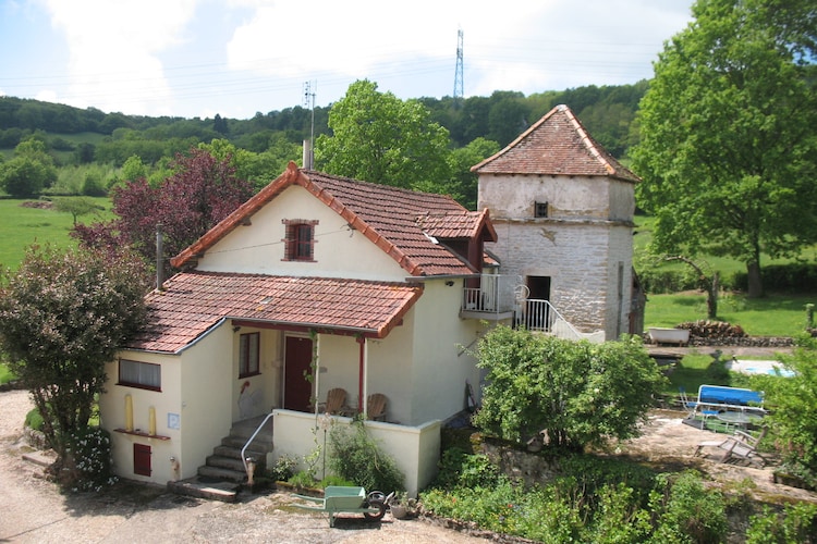 Cottage Burgundy