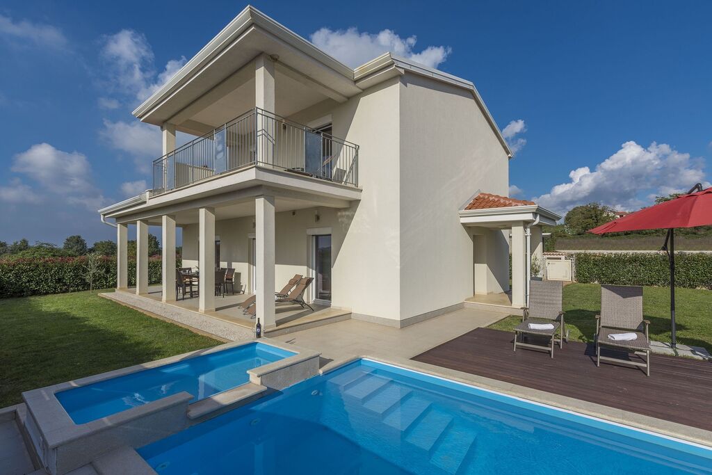 Modern Villa Anita With Pool Near Porec - Dracevac