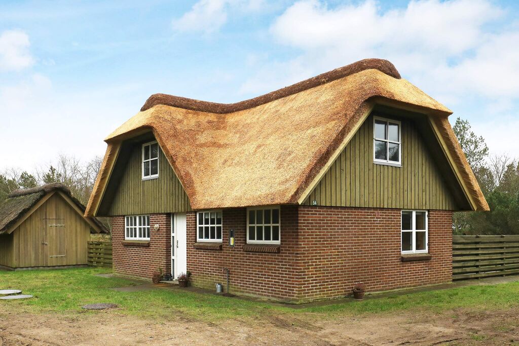 Comfortabel vakantiehuis in Blåvand met sauna en jacuzzi