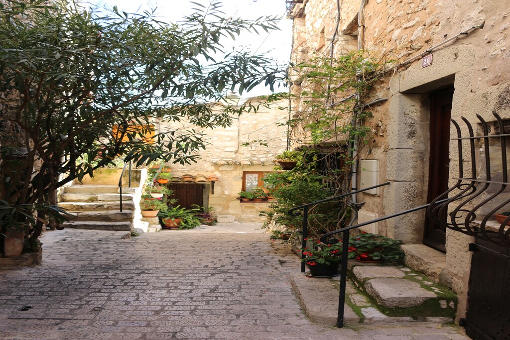 Picture of property.name