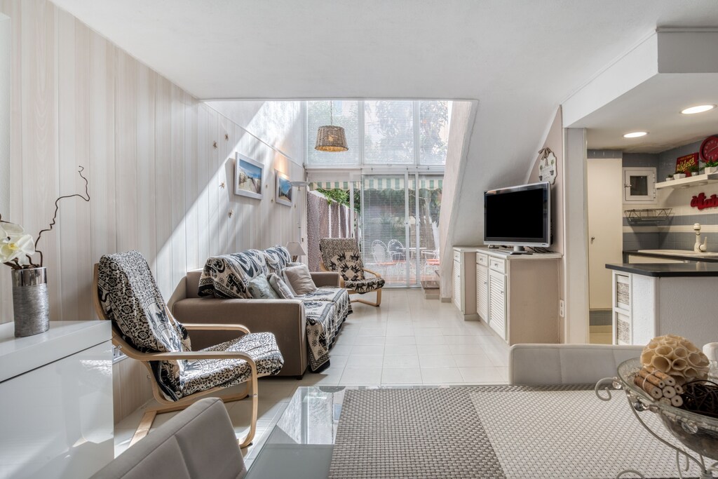Apartamento Bajo Muy Bonito Y Cerca De La Playa Apartamento Bajo Muy Bonito Y Cerca De La Playa