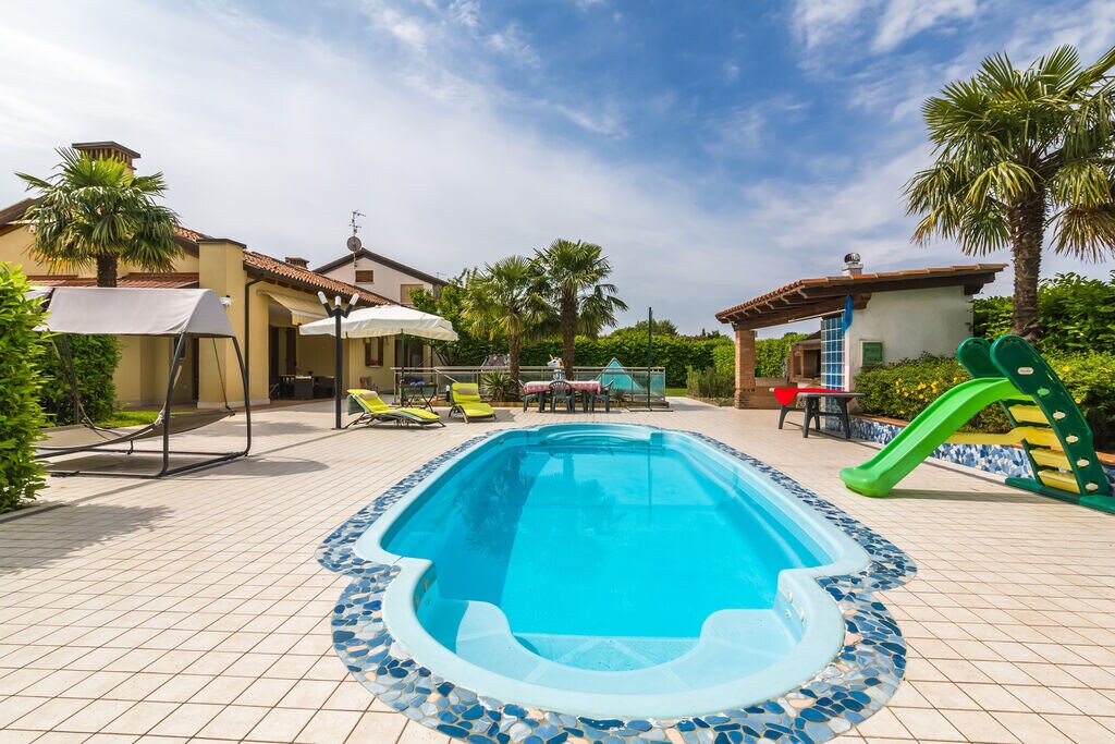 Prachtig vakantiehuis in Zelarino (Venezia ) met zwembad - 