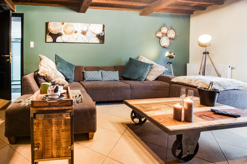 Leora Cosy - Vresse-sur-Semois