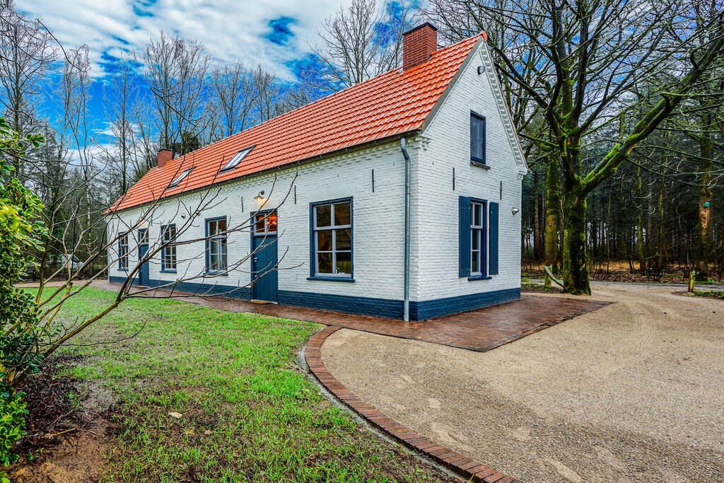 Picture of villa