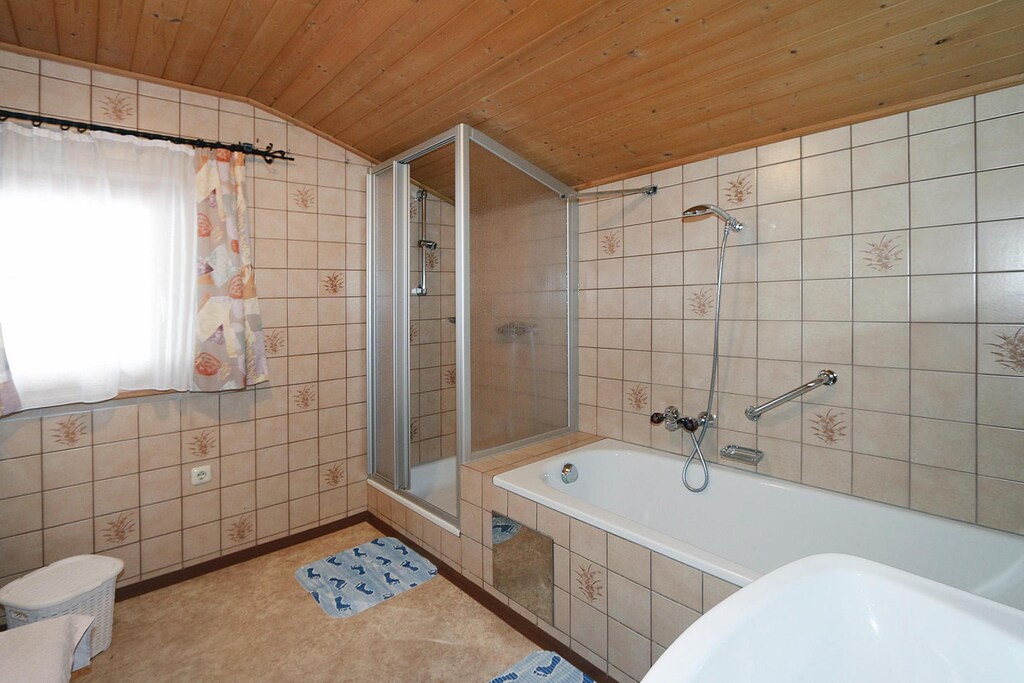 Ferienhaus Kleinwiesen, Wald im Pinzgau