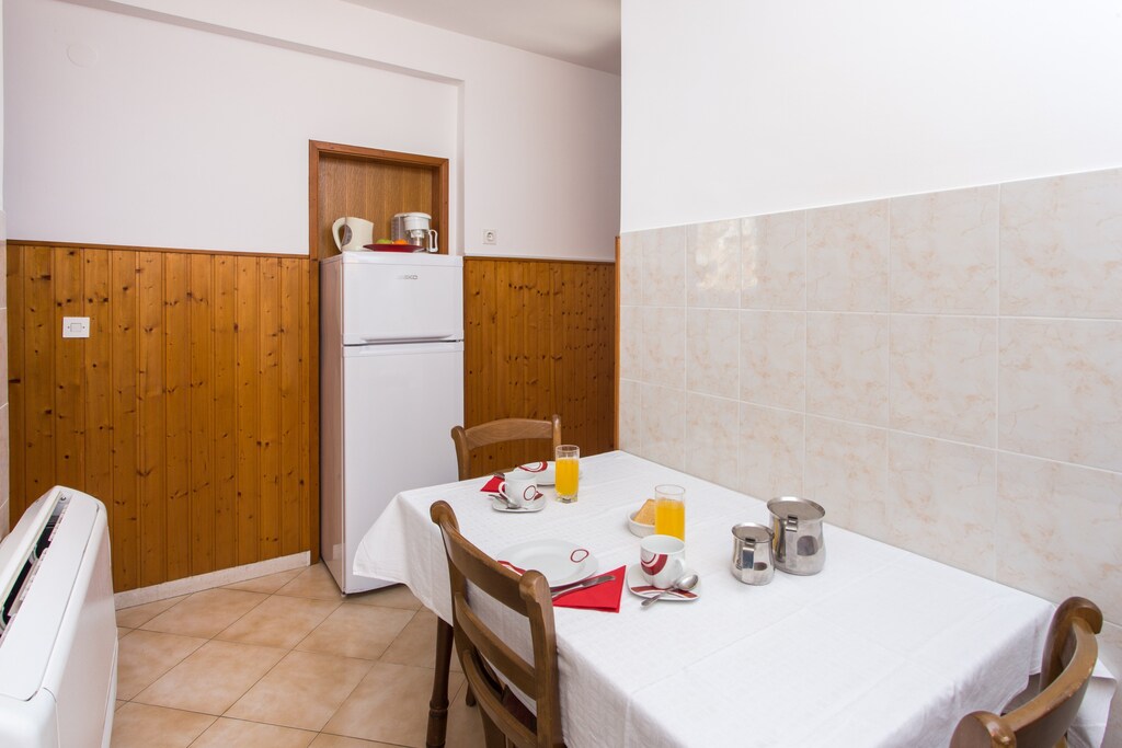 Villa Malfi - Standard Two-Bedroom Apartment With