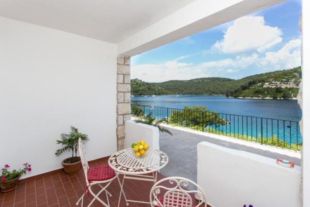 Guest House Busurelo - Triple Room with Sea View