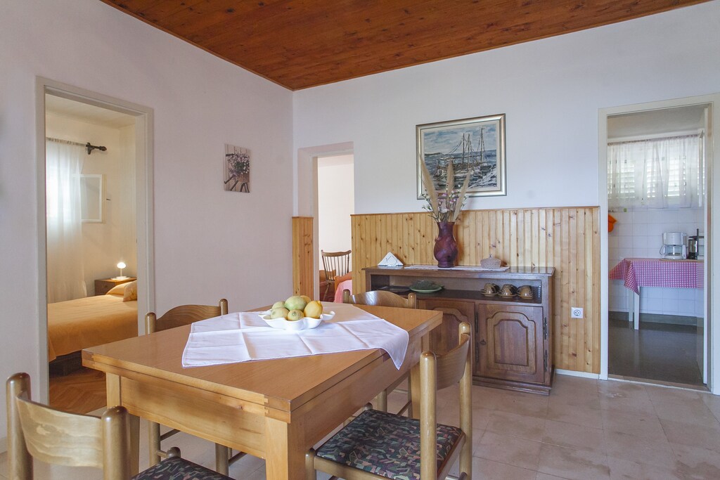Holiday Home Neda-Three Bedroom Holiday Home With