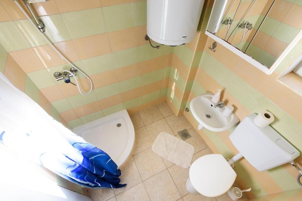 Picture of property.name