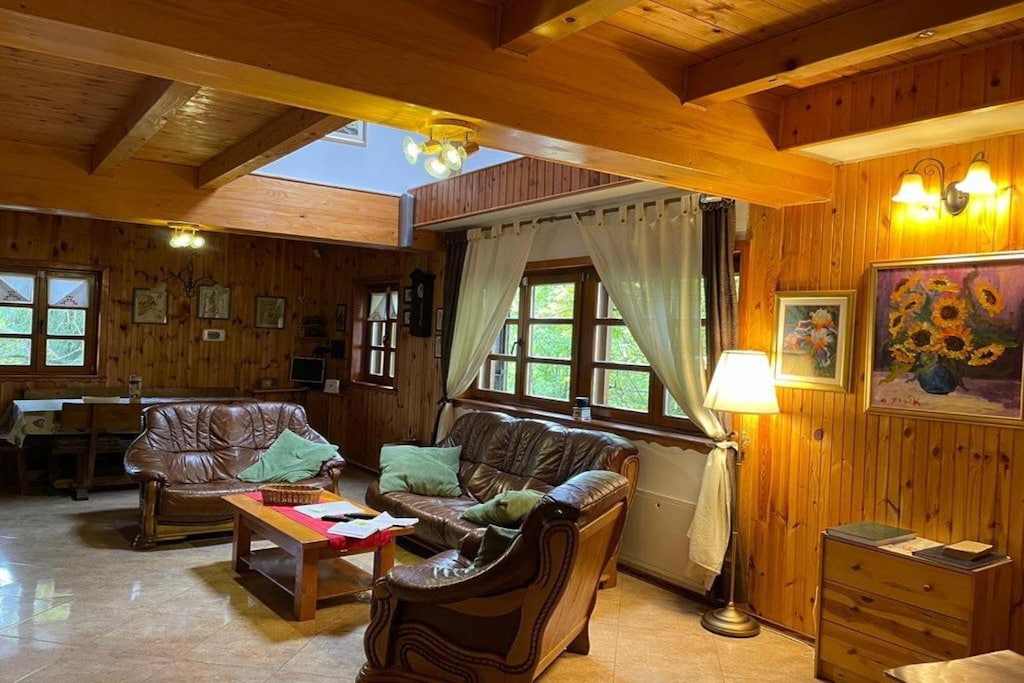 Holiday Home Snow Hill - Three Bedroom Holiday Hom