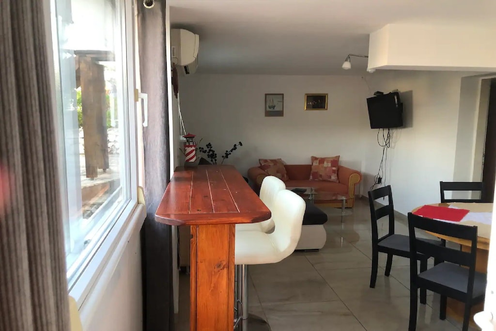 Seafront House Antonia - Two Bedroom Holiday Home