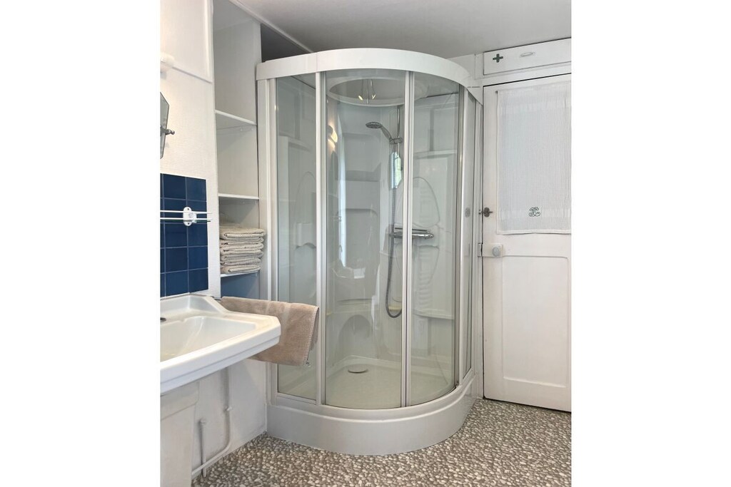 Picture of property.name