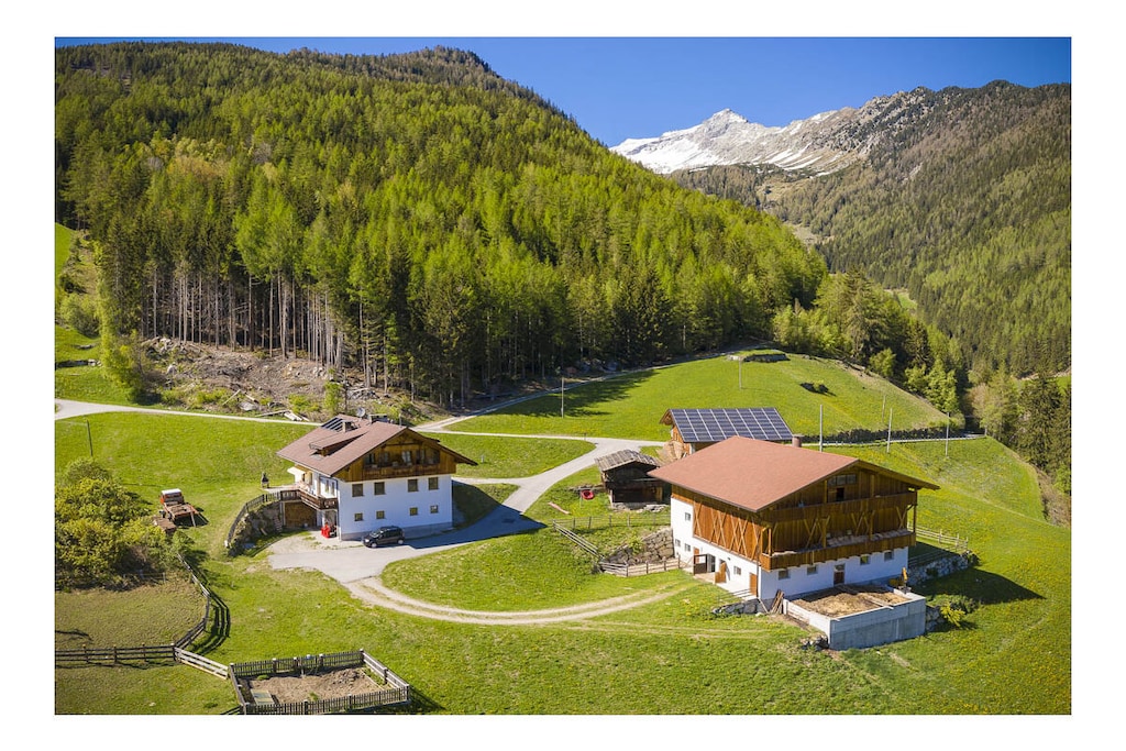 Mountain farm in a quiet, scenic area on the sunny side of the Ahrntal. Enjoy the untouched landscape around our farm!!!