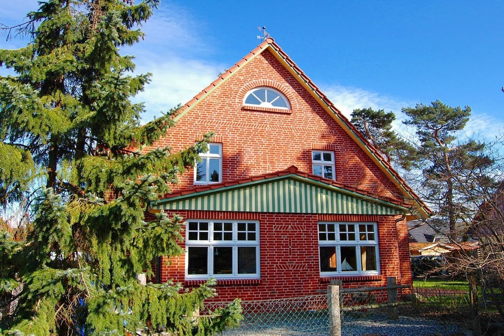 Country house Esper location