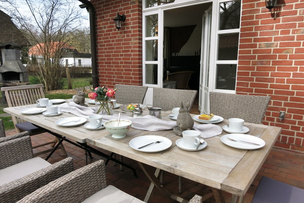 Country house Esper location