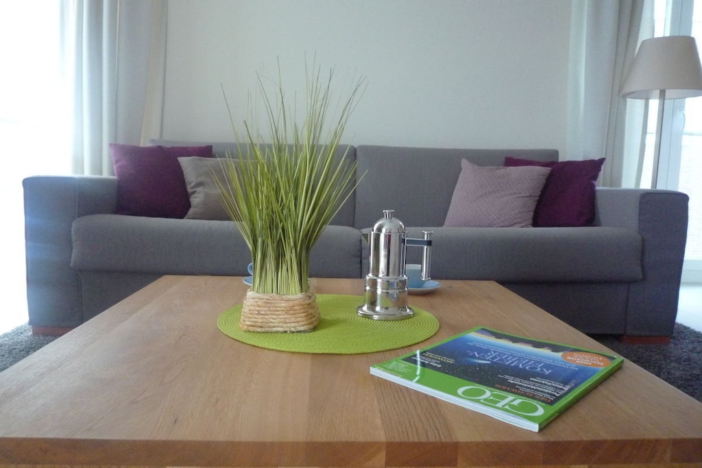 Ostsee Lodges Niendorf, close to the beach, bright, high-quality holiday apartment, families, wellness with sauna and fitness, elevator, carport, golf, WiFi, couples