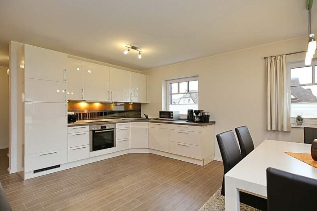 Rieten huis "Oostzeegolf"