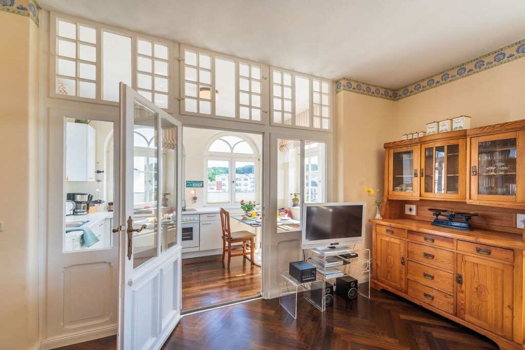 "Seashell" Modern retreat