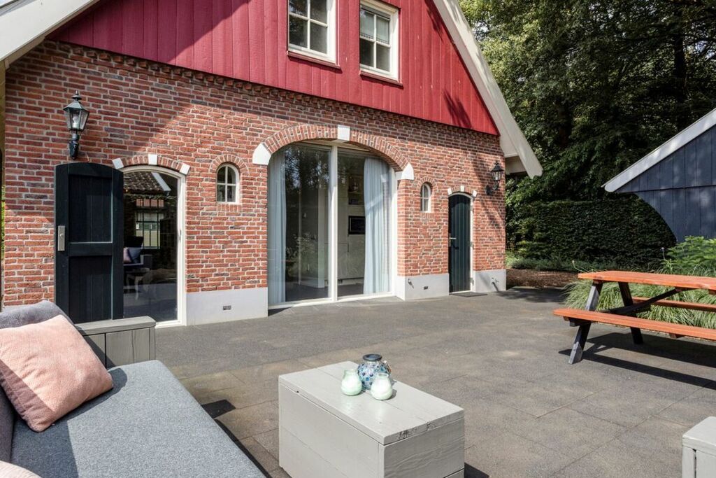 Winterswijk Modern retreat