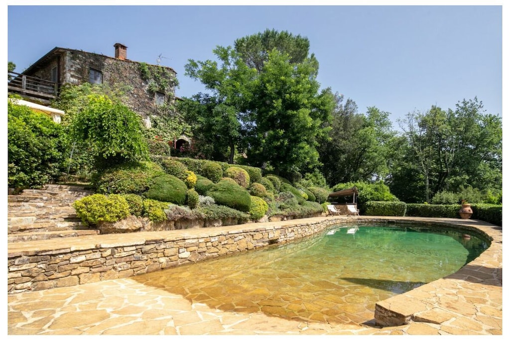 Villa la Corte Comfortable holiday residence