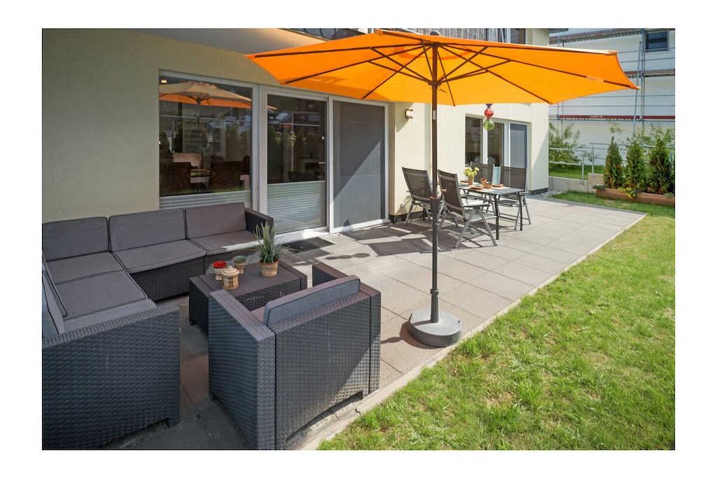 Exterior Summer