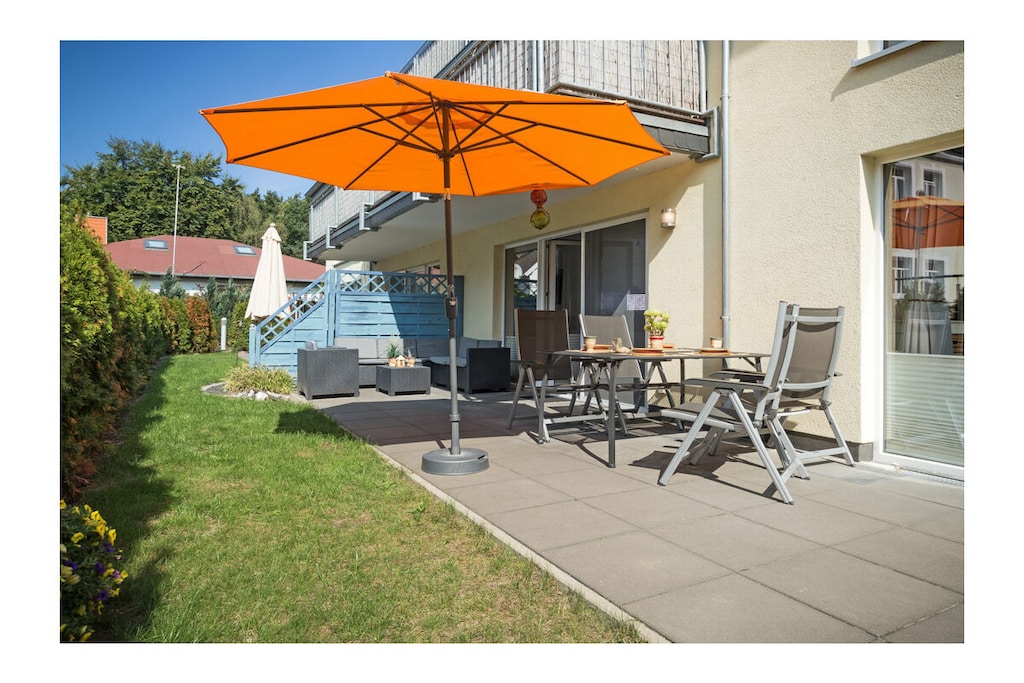 Exterior Summer