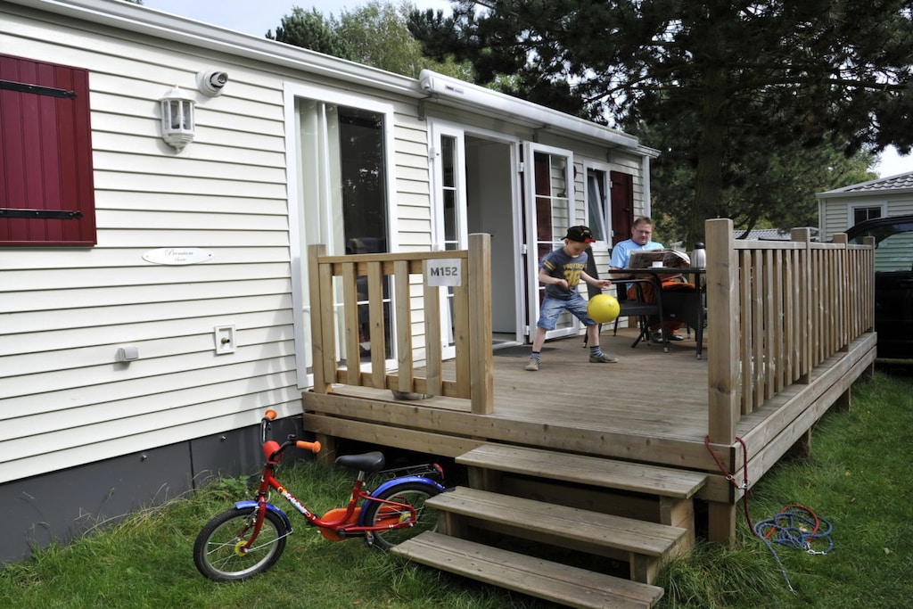 Welcome to mobile home Sumba! The mobile home is offered with bed linens, hand towels and dish towels. Welcome!