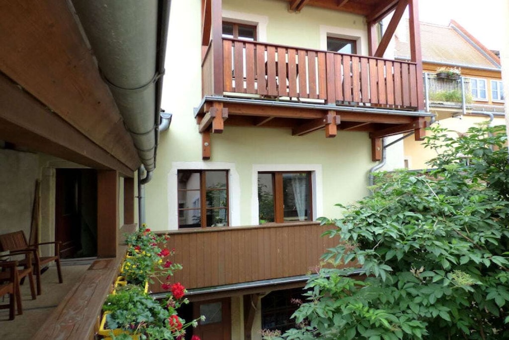 above the studio 2 Comfortable holiday residence